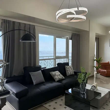 175 Sqm Luxurious Modern 3 Bedrooms Facing Manila Bay Sunset, Airports, Okada, Solaire, Moa
