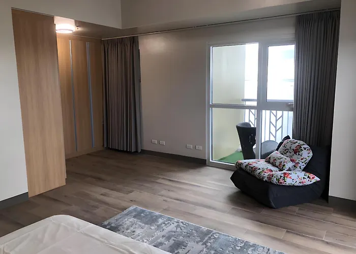 175 Sqm Luxurious Modern 3 Bedrooms Facing Bay Sunset, Airports, Okada, Solaire, Moa Manila