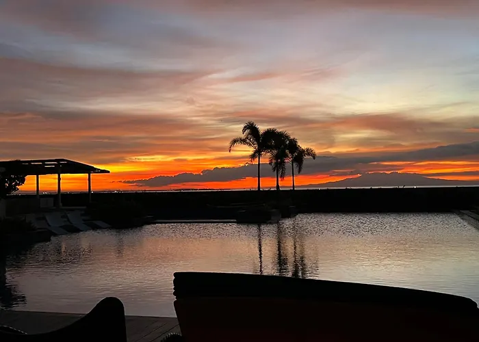 175 Sqm Luxurious Modern 3 Bedrooms Facing Bay Sunset, Airports, Okada, Solaire, Moa